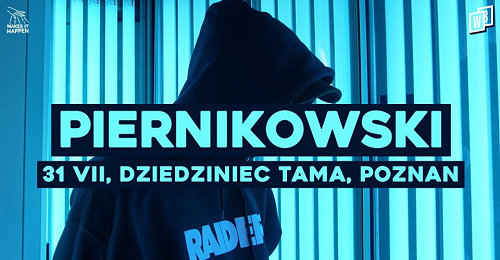 Piernikowski-Na-Dziedzińcu