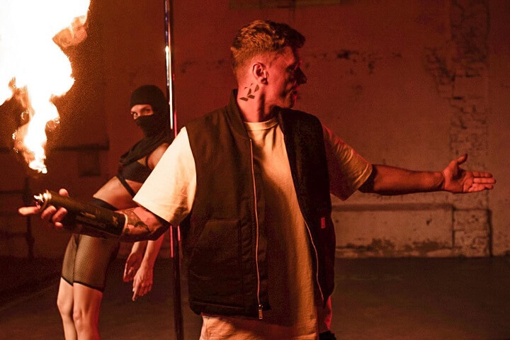 Obywatel-MC-Carlito-Brigante