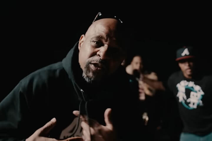 Teflon - Contraband - 2 Sides To Every Story