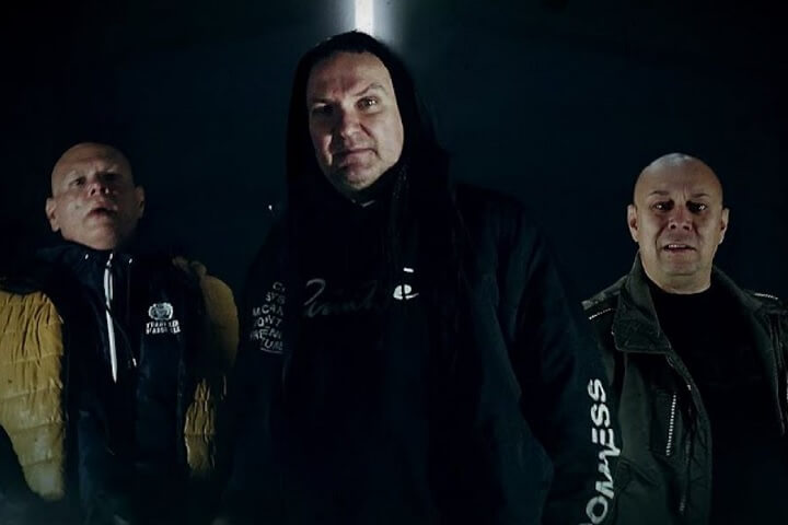 Nagły-Atak-Spawacza-zostawia-po-sobie-Trociny-i-gruz