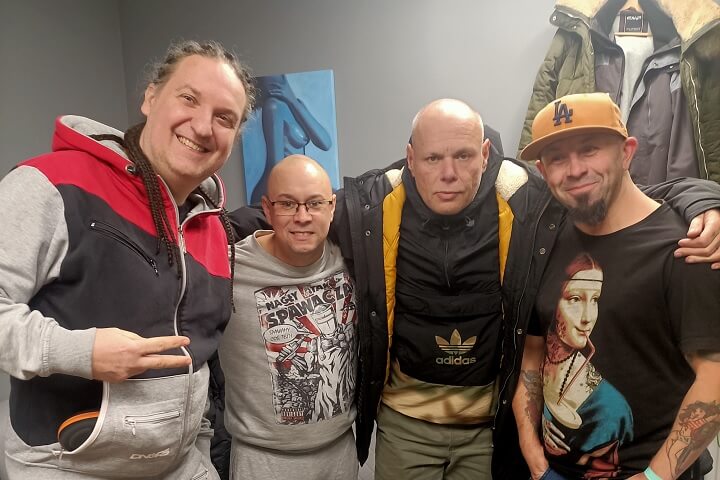 W-dniu-premiery-Szumi-stara-płyta-Nagłego-Ataku-Spawacza