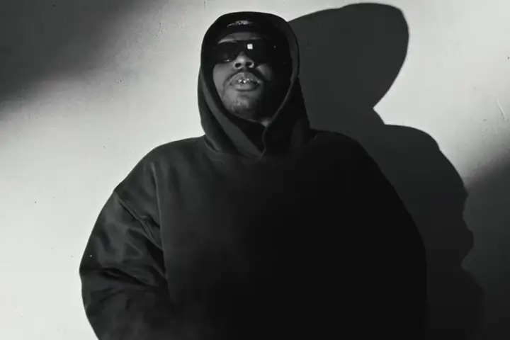 LORD APEX w klipie do utworu THE GOOD FIGHT