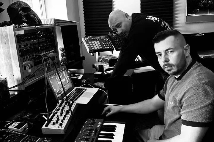 Pih i DJ Creon zapowiadają album pt. Kiedy Mówi Do Mnie Wiatr - fot. Gaba Brakoniecka