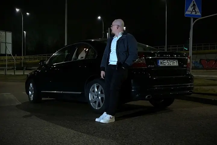 Już-można-spędzić-z-Lagim-Noc-jakich-wiele