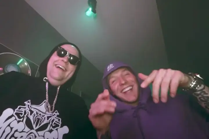 Plako-Wajber-i-Prykson-Fisk-świętowali-420