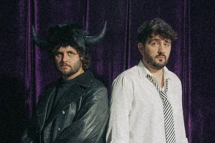 Tydzień po premierze albumu "Niesamowita Trupa Pana Hiroszimy", Lordofon prezentuje klip do utworu "TO NIE JEST SKIT"