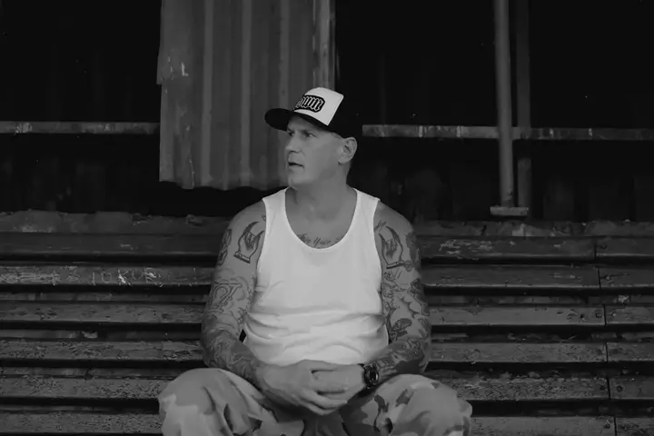 HST w klipie do utworu INSTANT TRAUMA