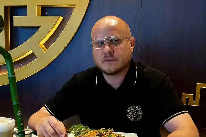 W dniu urodzin, Eklypseone wypuszcza album instrumentalny "Nostalgia"