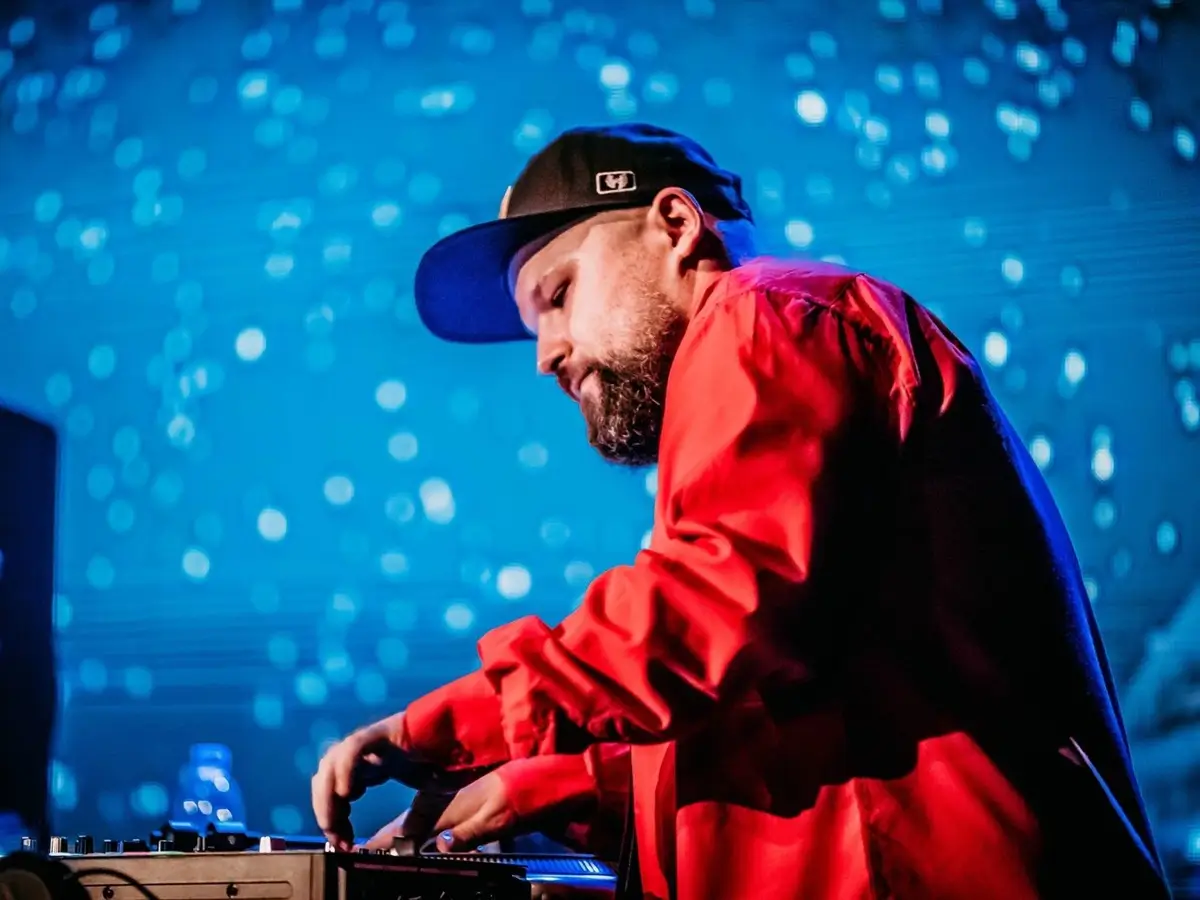 DJ Eprom prezentuje album pt. We Are The Biobots