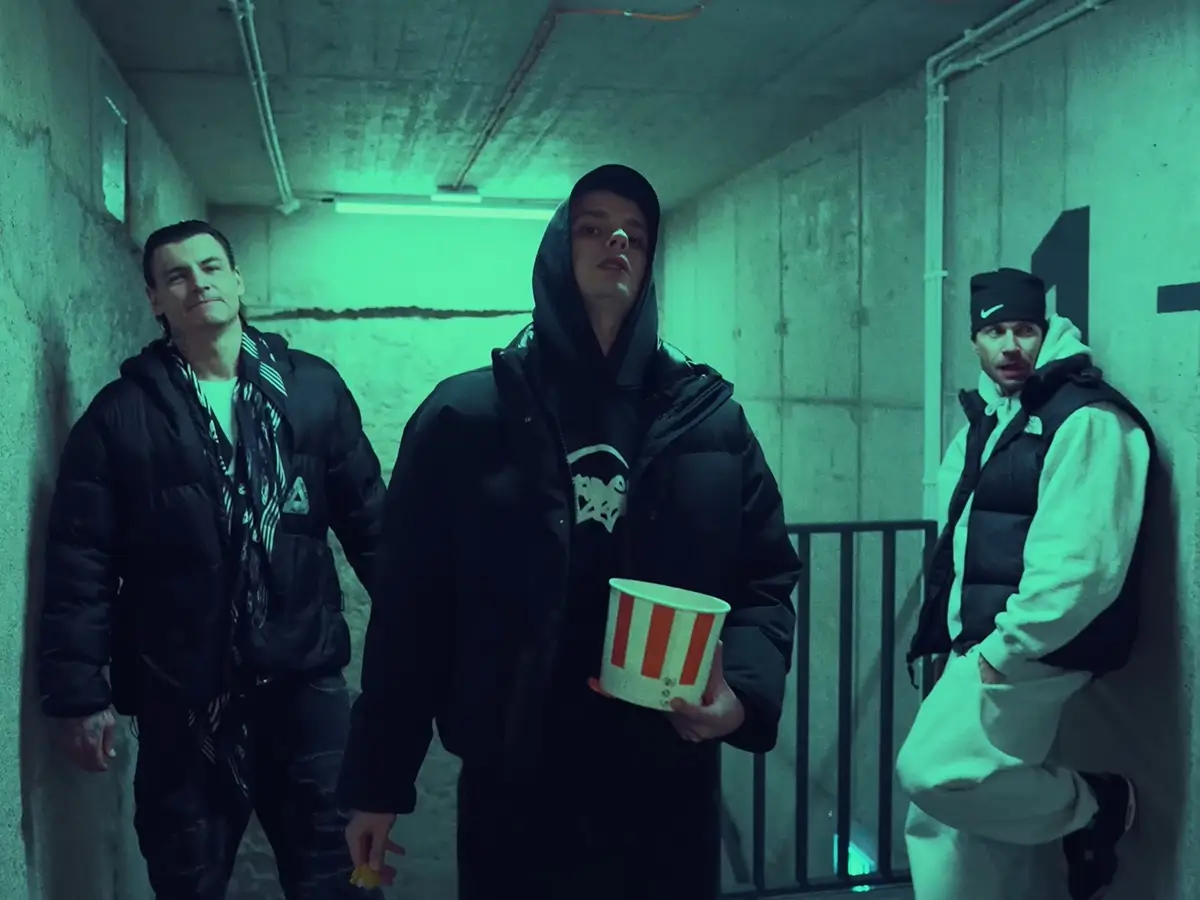 FROSTI, SITEK, MŁODY WEST w klipie do utworu pt. NIE WASZA LIGA