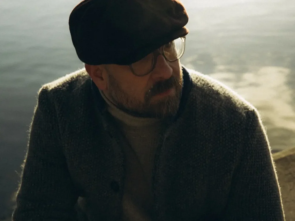 Kazaniecki prezentuje solowy singiel pt. Prawdopodobnie