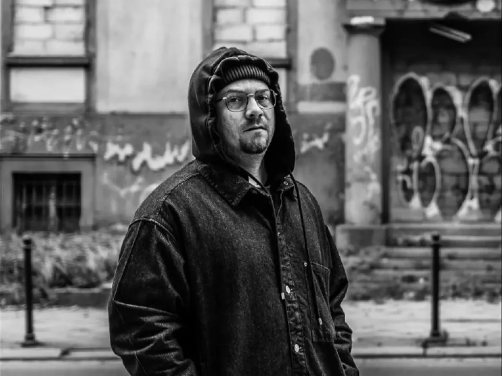 TOMEK BENT uruchomił preorder beattapeu KOT W BITACH