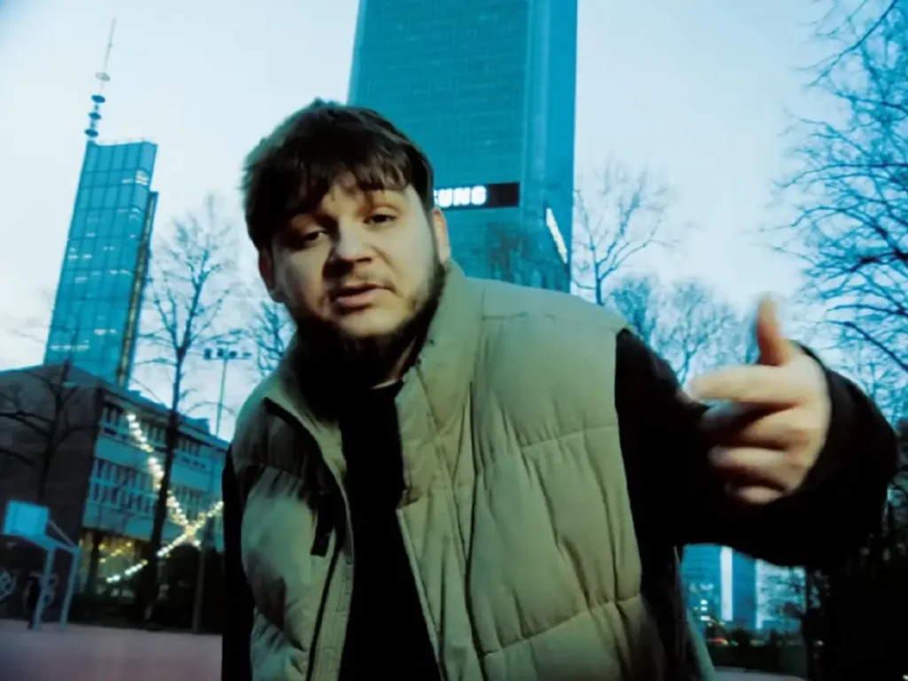 Krzaquu ujawnił swoje AKTA na bicie Kanii