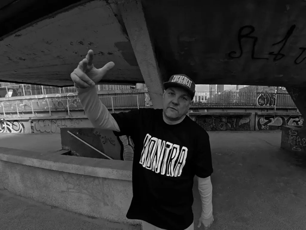 Pelson i Qzyn zobrazowali DOBRE NIUSY_