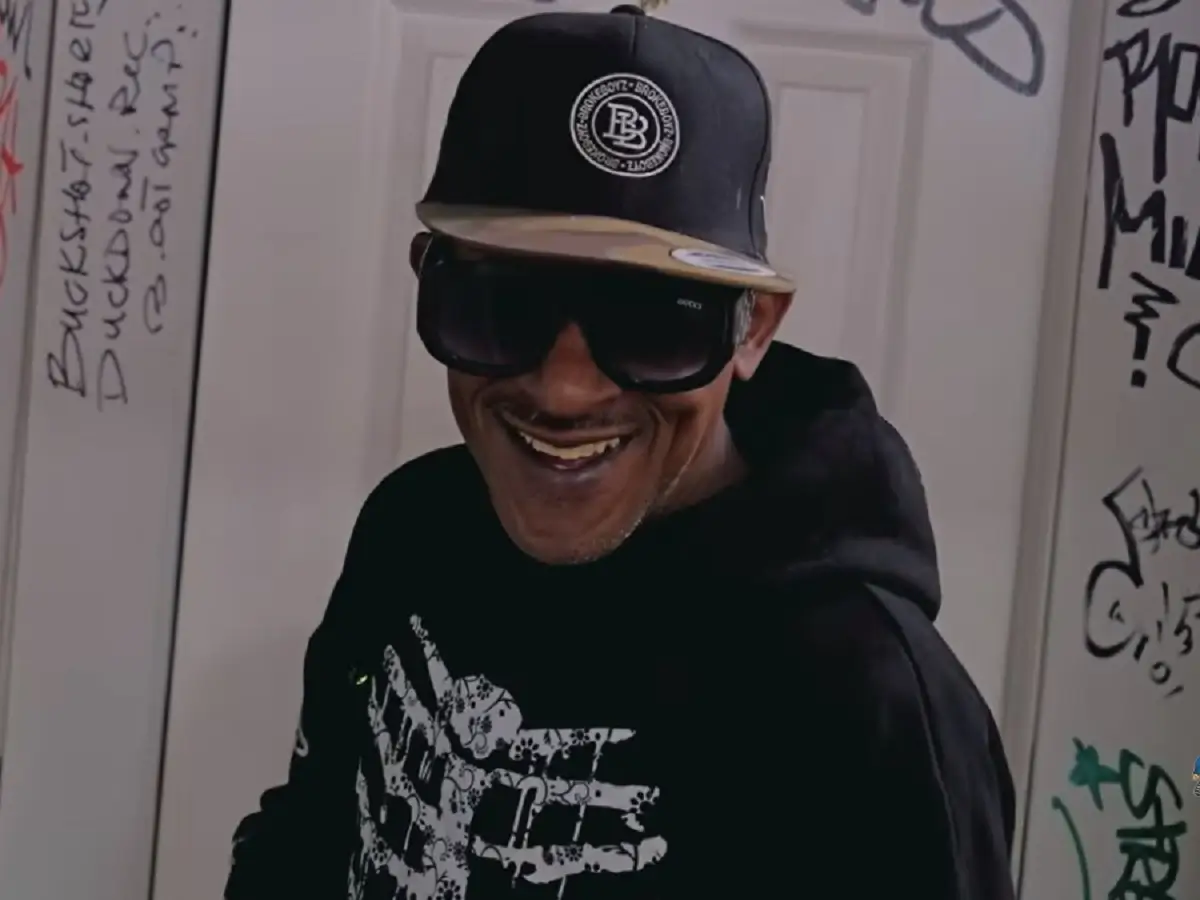 Buckshot wypuścił pierwszy w pełni solowy album